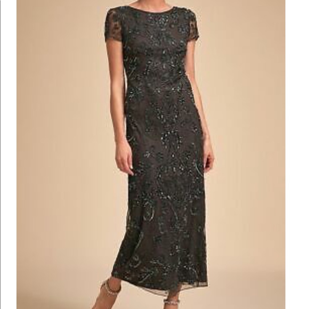 Elegant Black Beaded Short-Sleeve Evening Dress